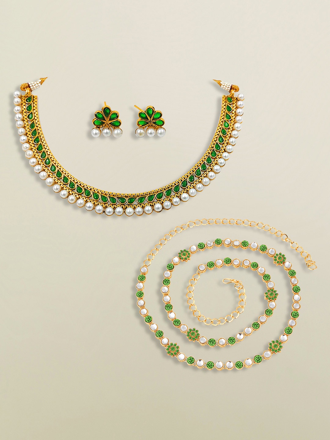 

Peora Gold Plated Kundan Studded & Beaded Jewellery Set