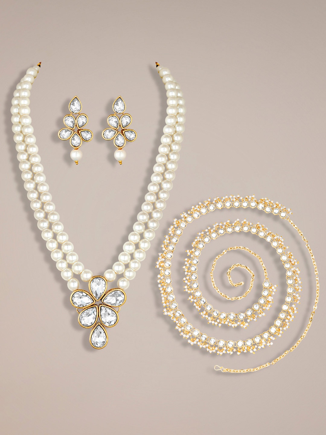 

Peora Gold Plated Kundan Studded & Pearls Beaded Jewellery Se