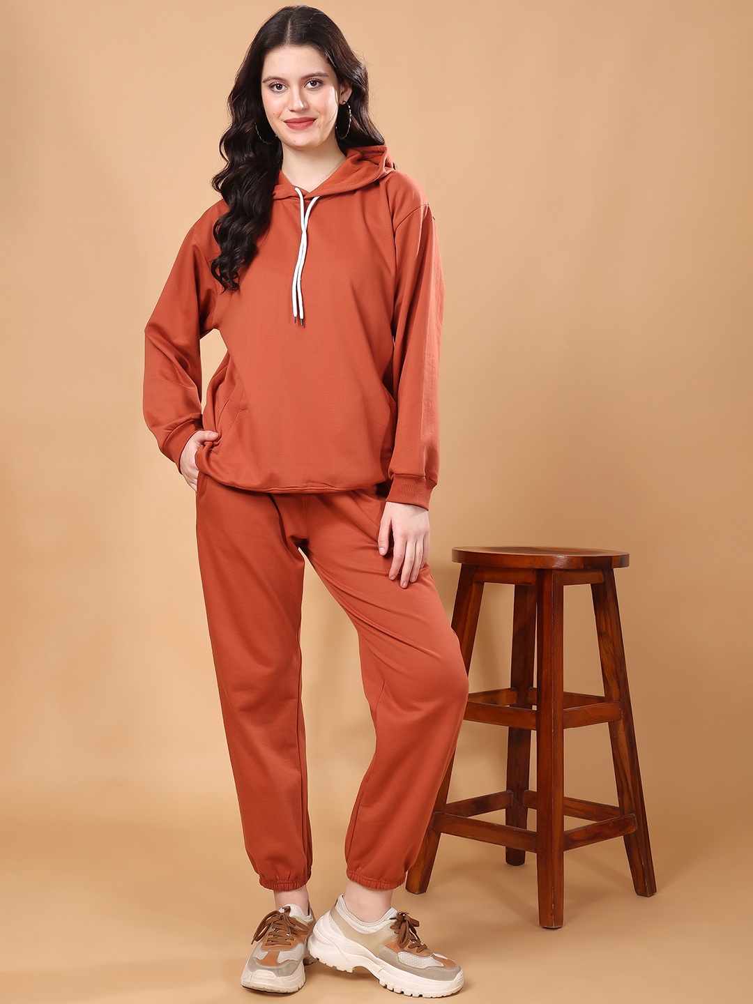 

London Hills Women Hooded Neck Tracksuit, Orange