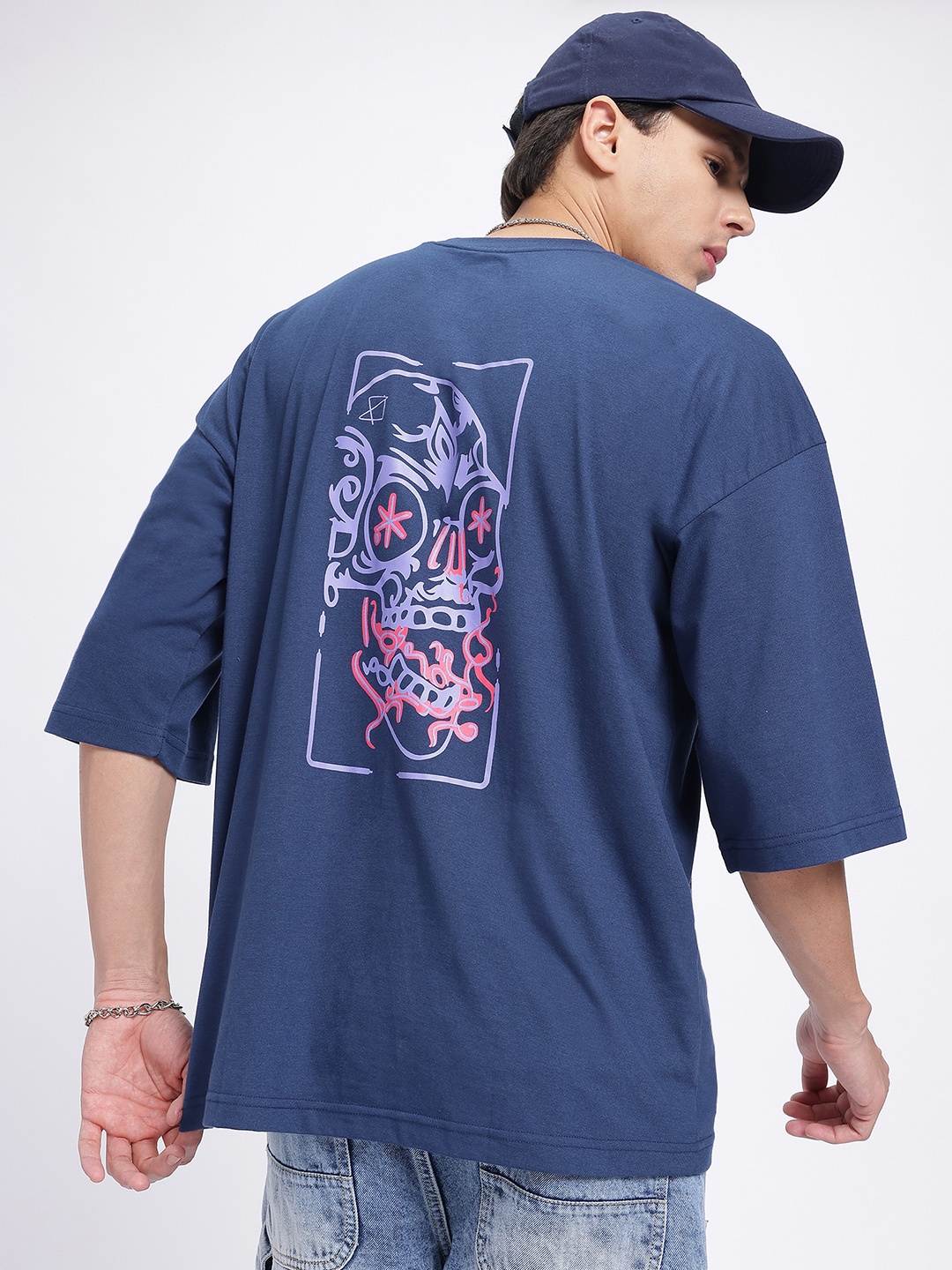

glitchez Bold Graphics Drop-Shoulder Sleeves Oversized T-shirt, Navy blue