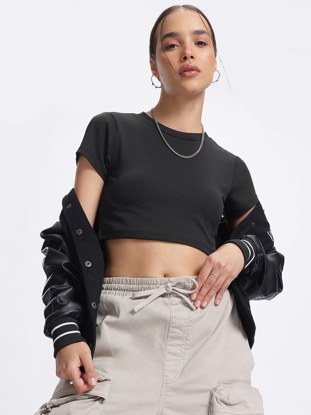 

glitchez Fitted Crop Top, Black
