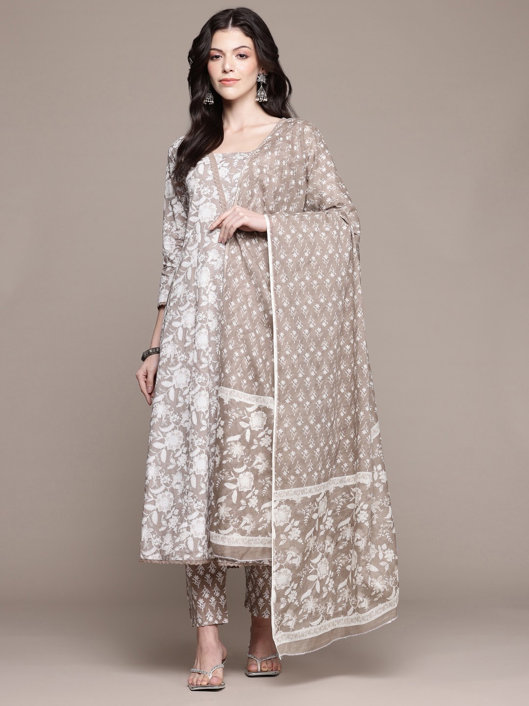 

R RANAK CREATION Floral Printed Pure Cotton Kurta with Trousers & With Dupatta, Tan
