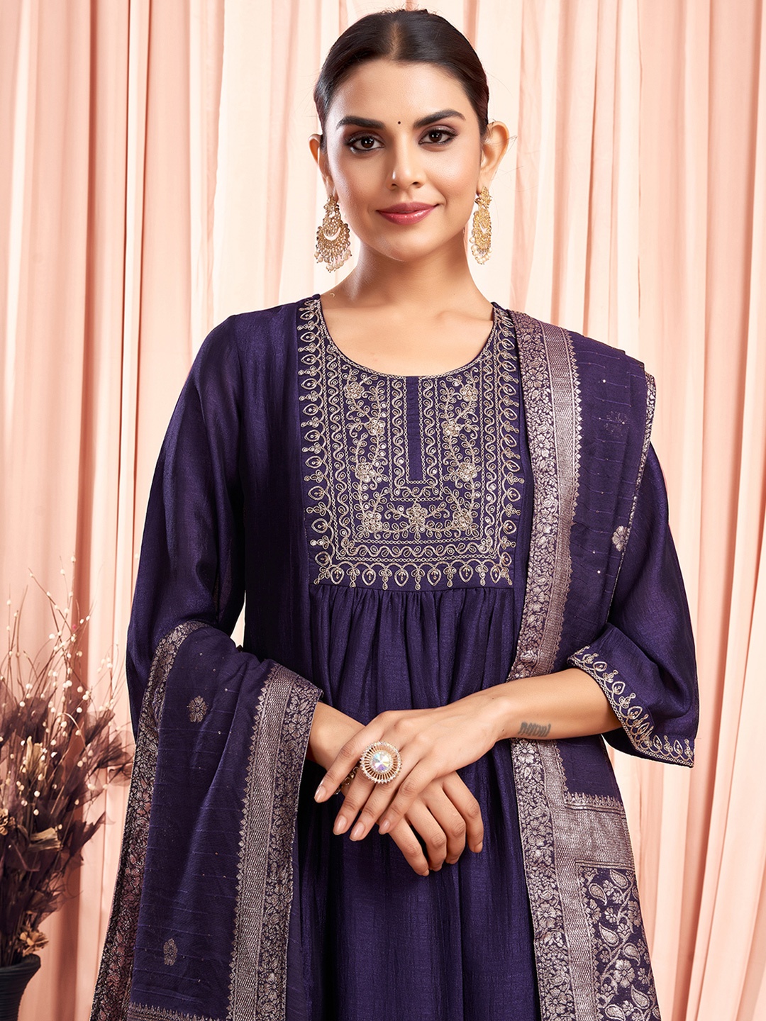 

SKYLEE Purple Ethnic Motifs Embroidered Zari Kurta With Trousers & Dupatta