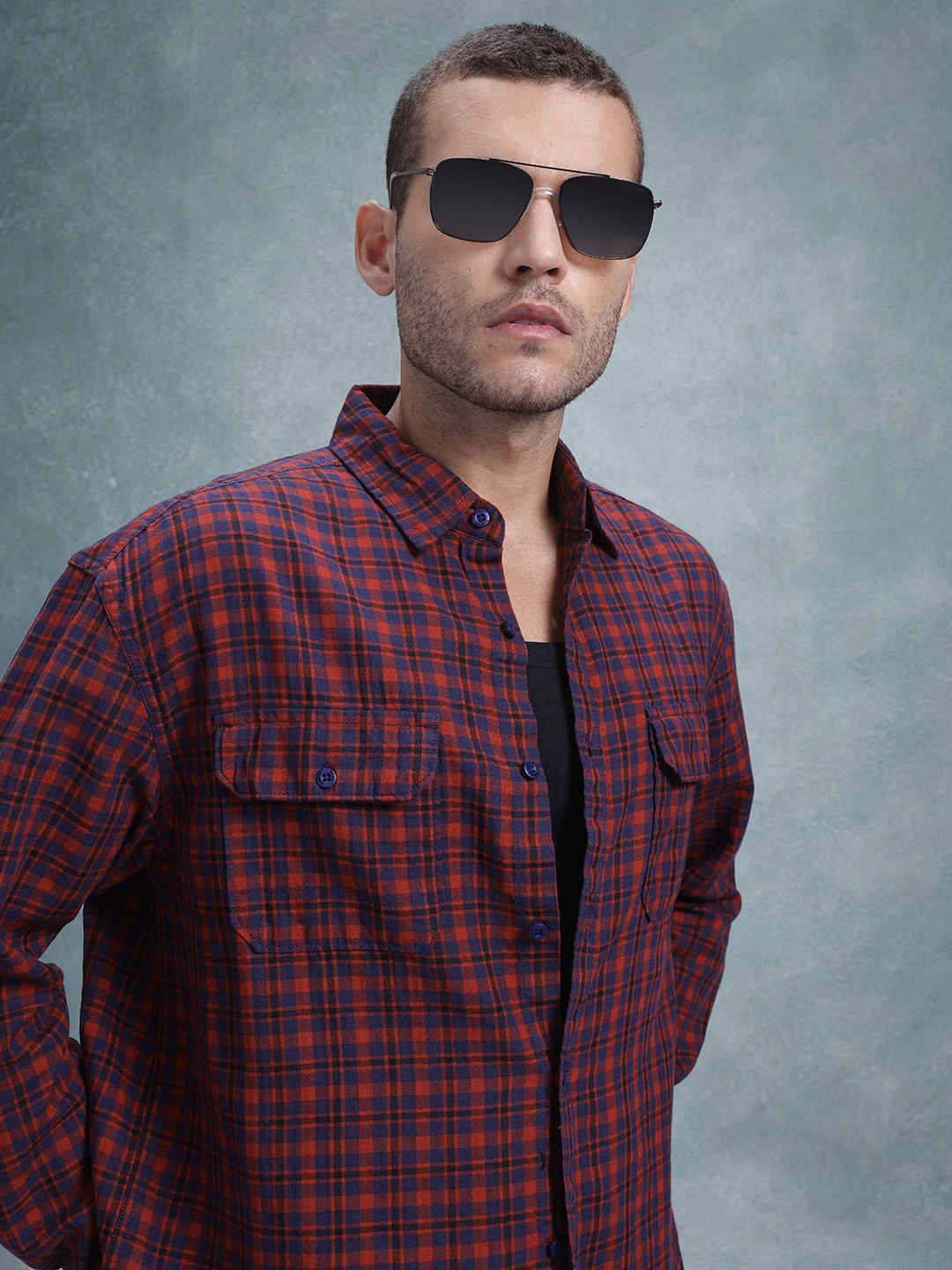 

The Roadster Life Co. Men Pure Cotton Checked Relaxed Fit Casual Shirt, Red