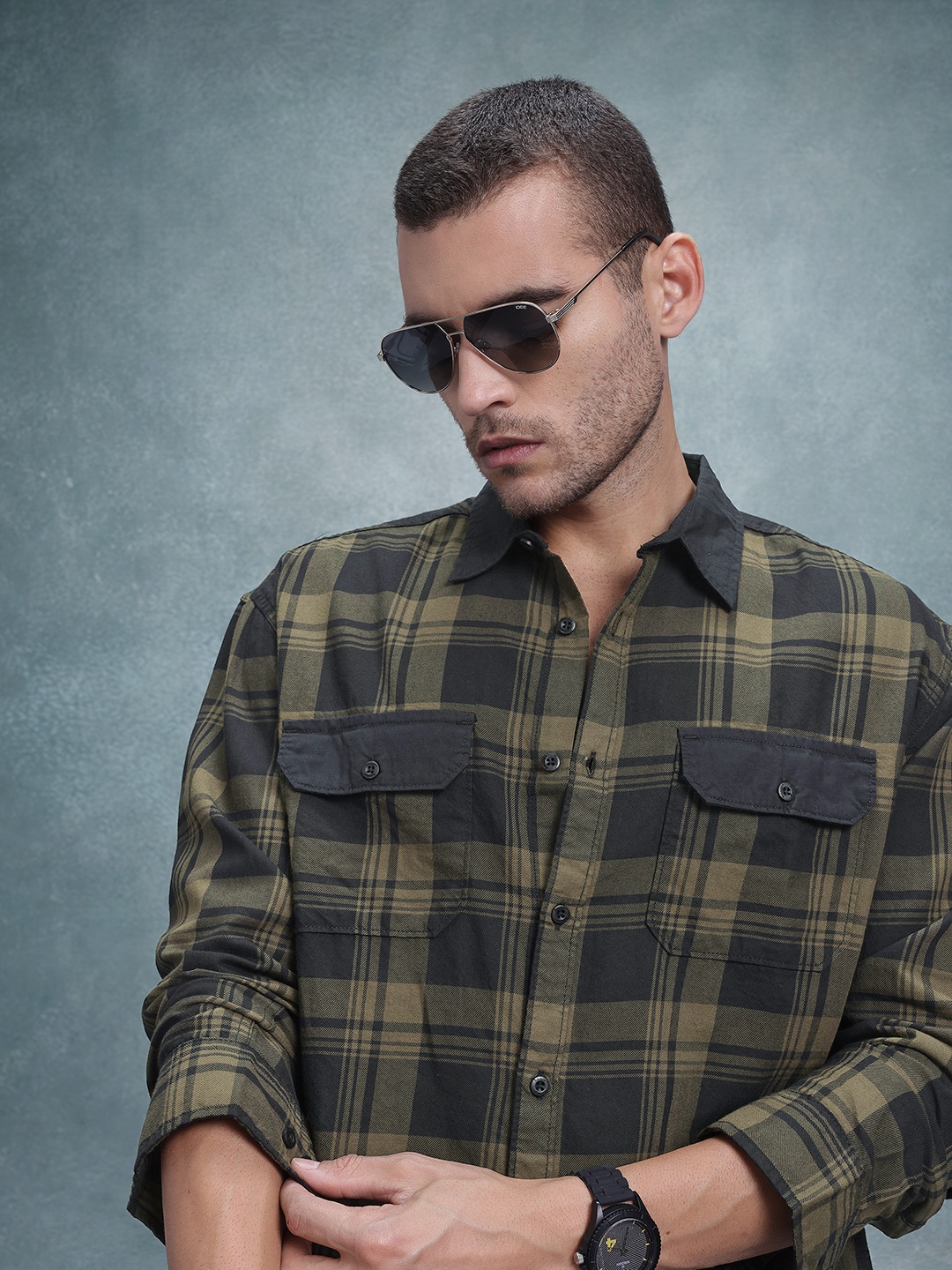 

The Roadster Life Co. Men Pure Cotton Checked Relaxed Fit Casual Shirt, Olive