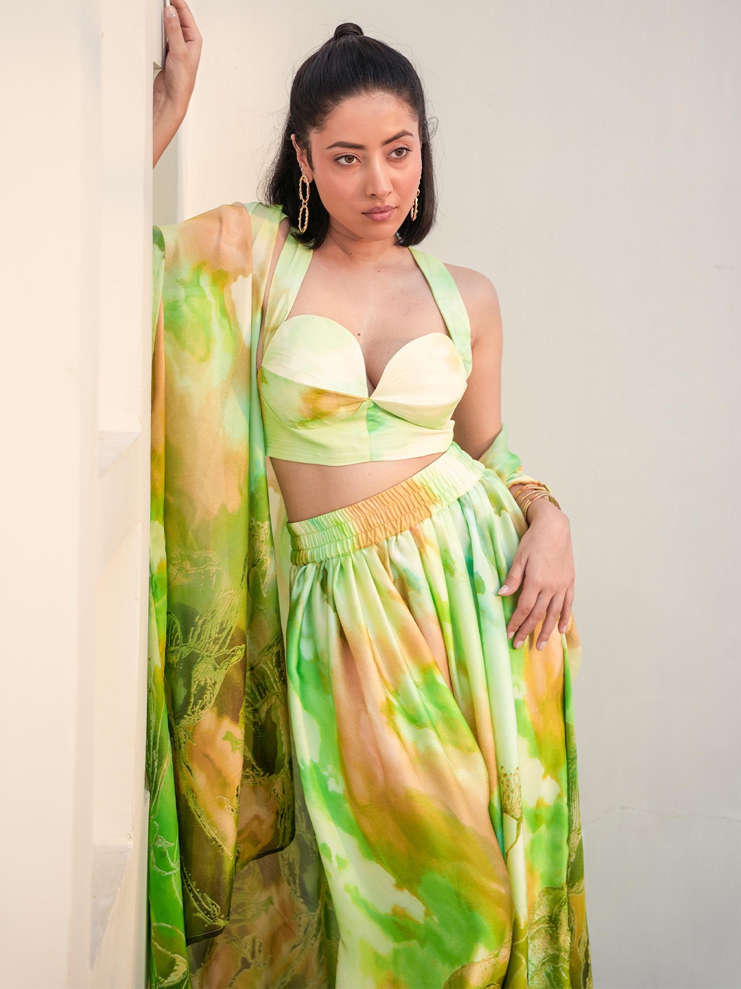 

MQ Marquino Shoulder Straps Dyed Crop Top With Palazzos & Shrug, Green