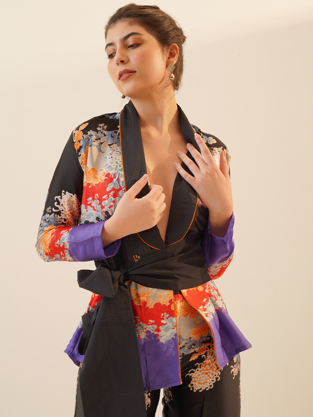 

MQ Marquino Floral Printed Shawl Collar Neck Long Sleeves Top With Trouser, Black