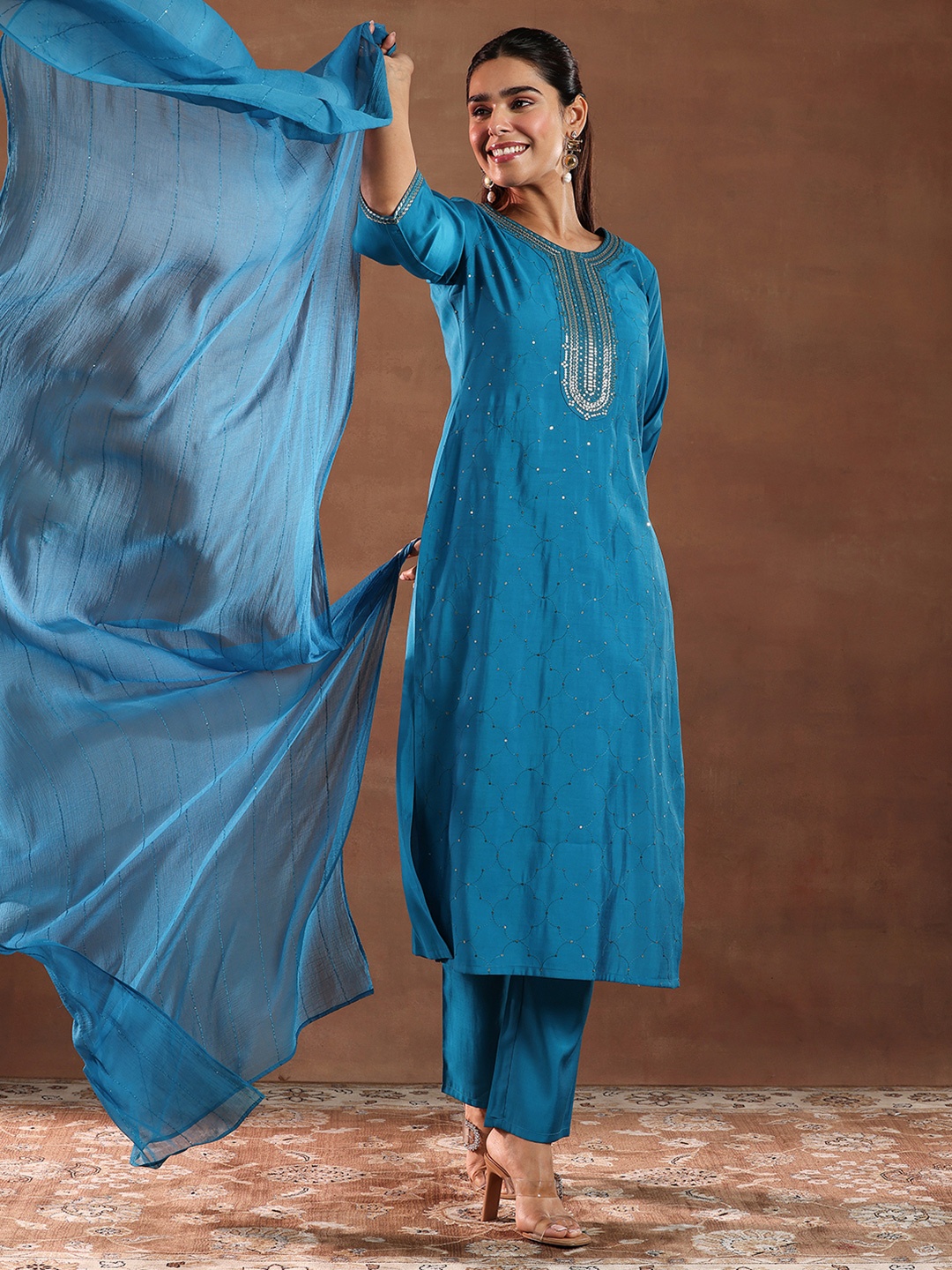 

Libas Geometric Embroidered Sequinned Straight Kurta with Trousers & Dupatta, Blue