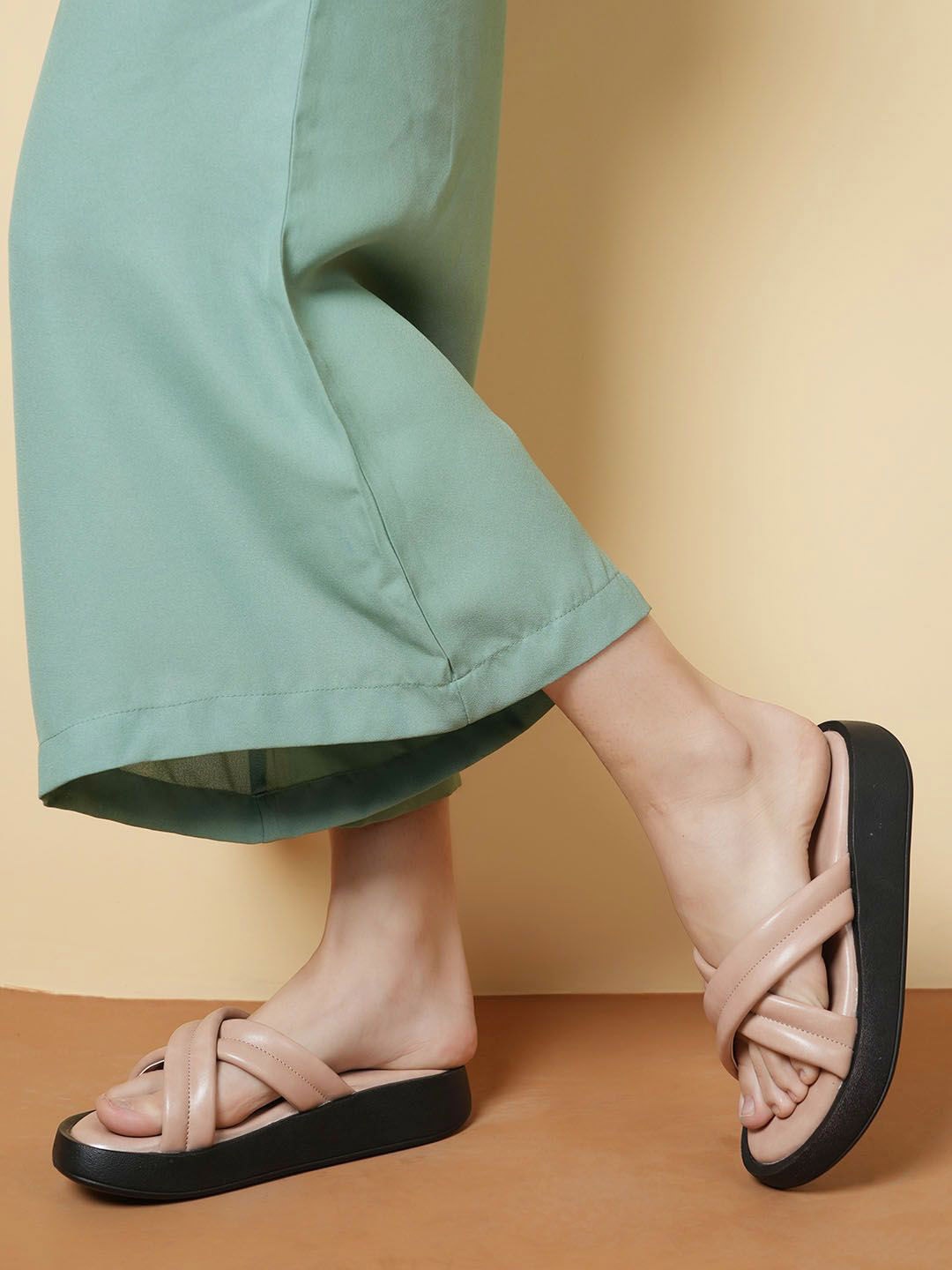 

The Roadster Lifestyle Co Women Platform Heel Sandals, Peach