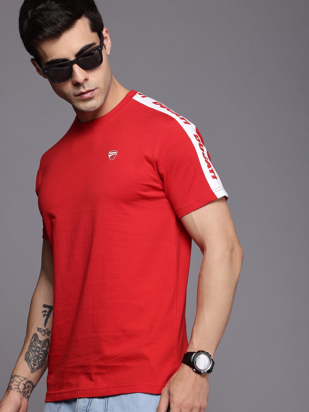 

Ducati Pure Cotton Brand Logo Printed Sleeve Stripes T-shirt, Red