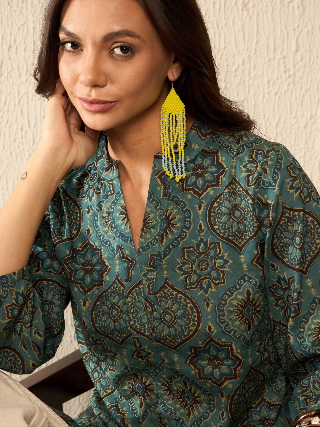 

AHIKA Mandarin Collar Ajrakh Printed Top, Green