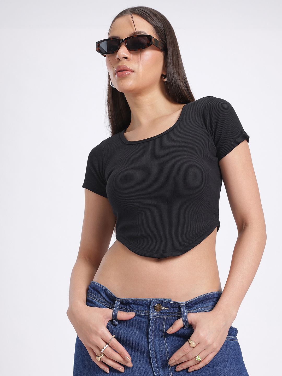 

glitchez Ribbed Chic Curved Hem Crop Top, Black