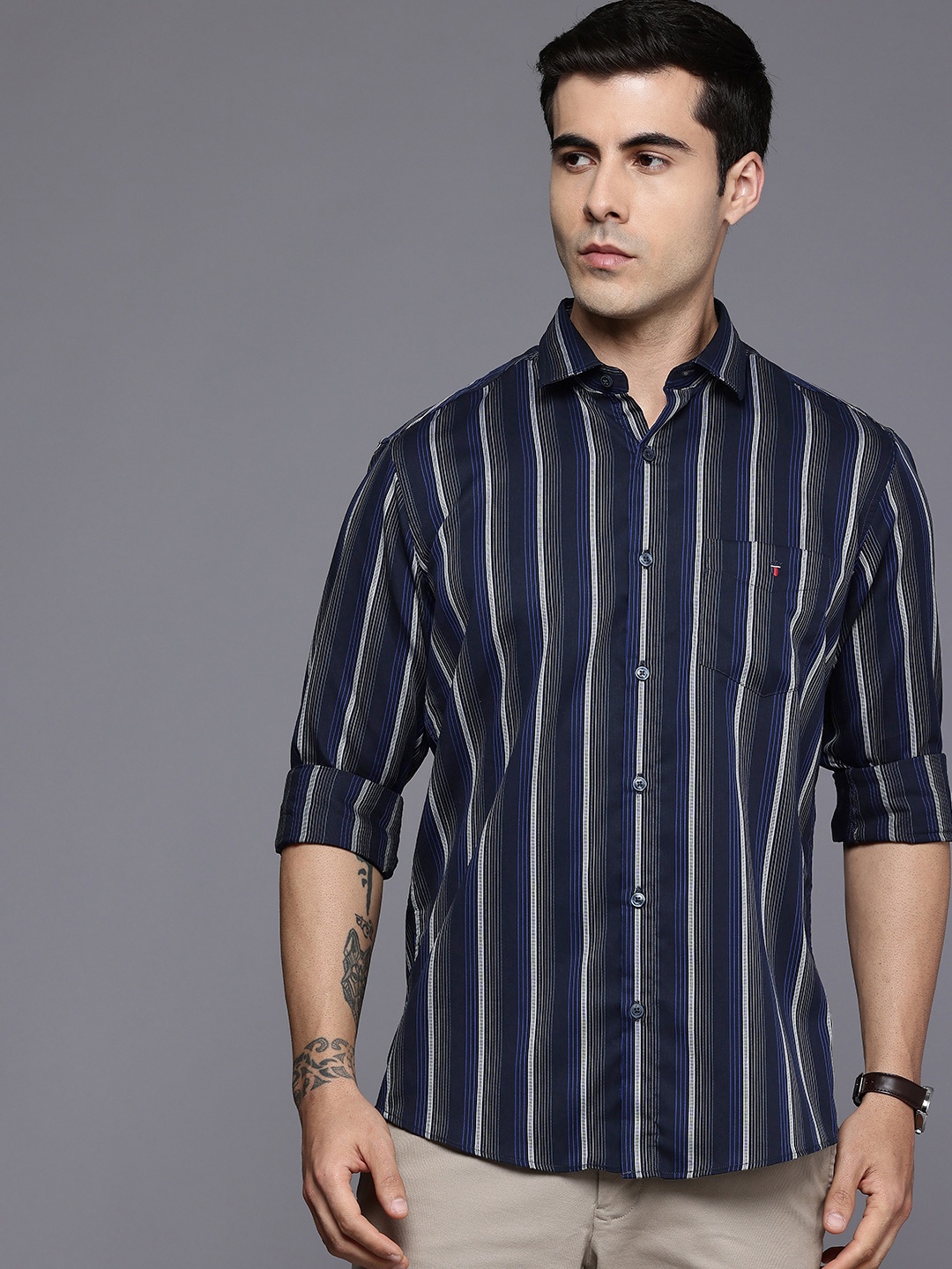 

Louis Philippe Sport Pure Cotton Nirvana Slim Fit Striped Casual Shirt, Navy blue