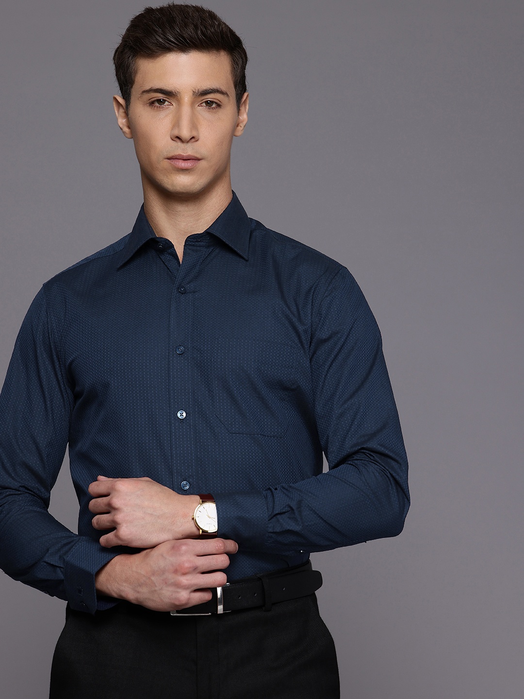 

Louis Philippe Classic Opaque Pure Cotton Formal Shirt, Navy blue