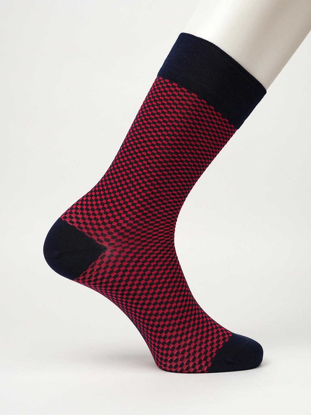 

Theater Men Patterned Calf Length Socks, Red