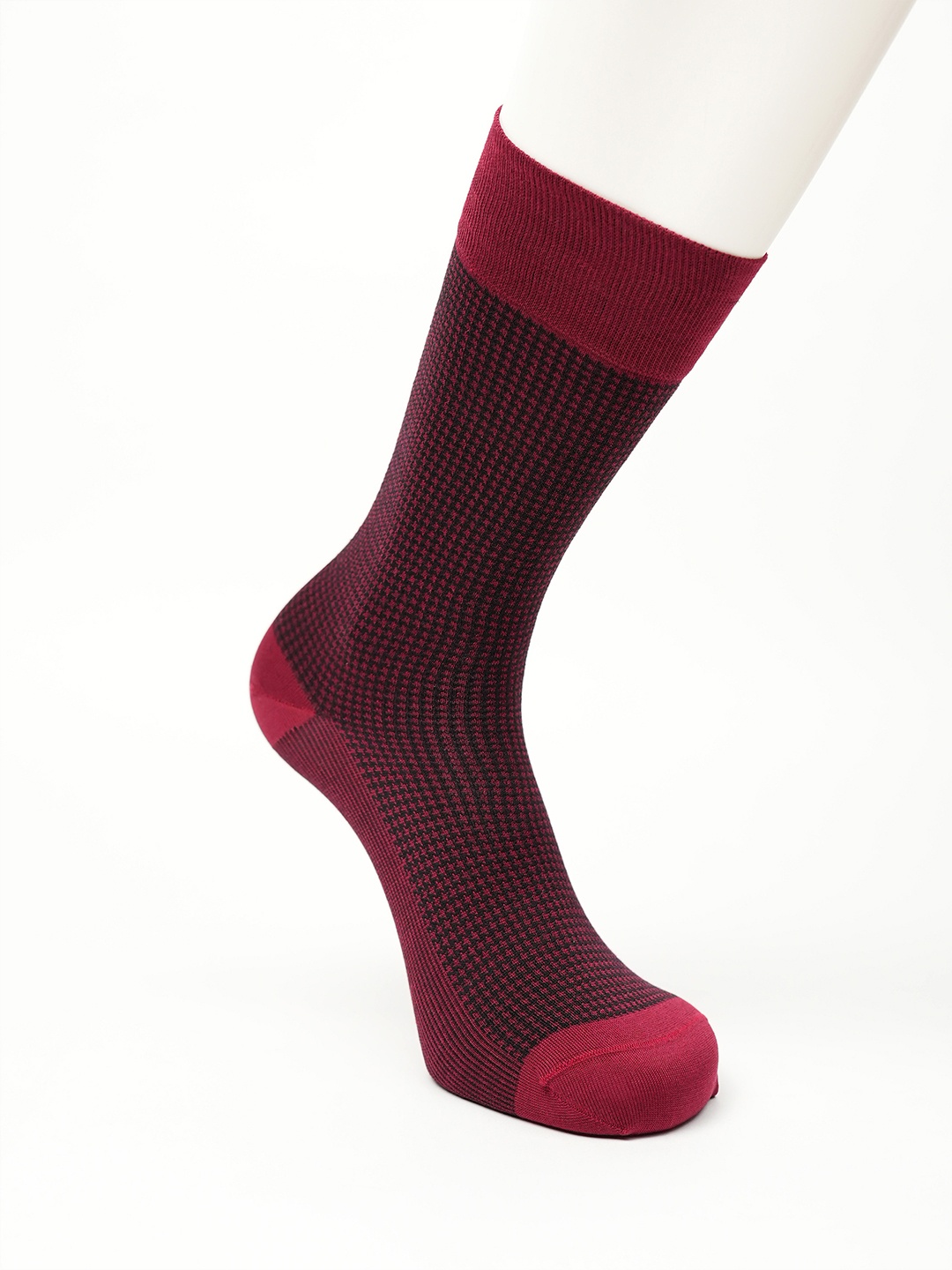 

Theater Men Patterned Cotton Calf Length Socks, Maroon