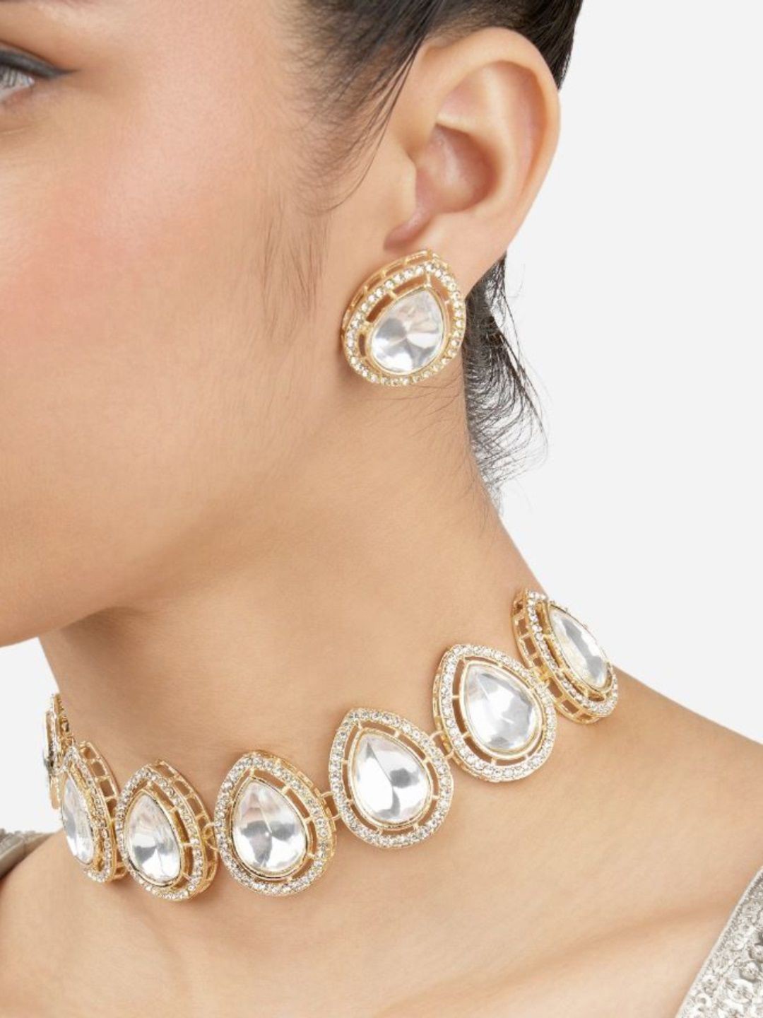 

Anouk Kundan-Studded Jewellery Set, Gold