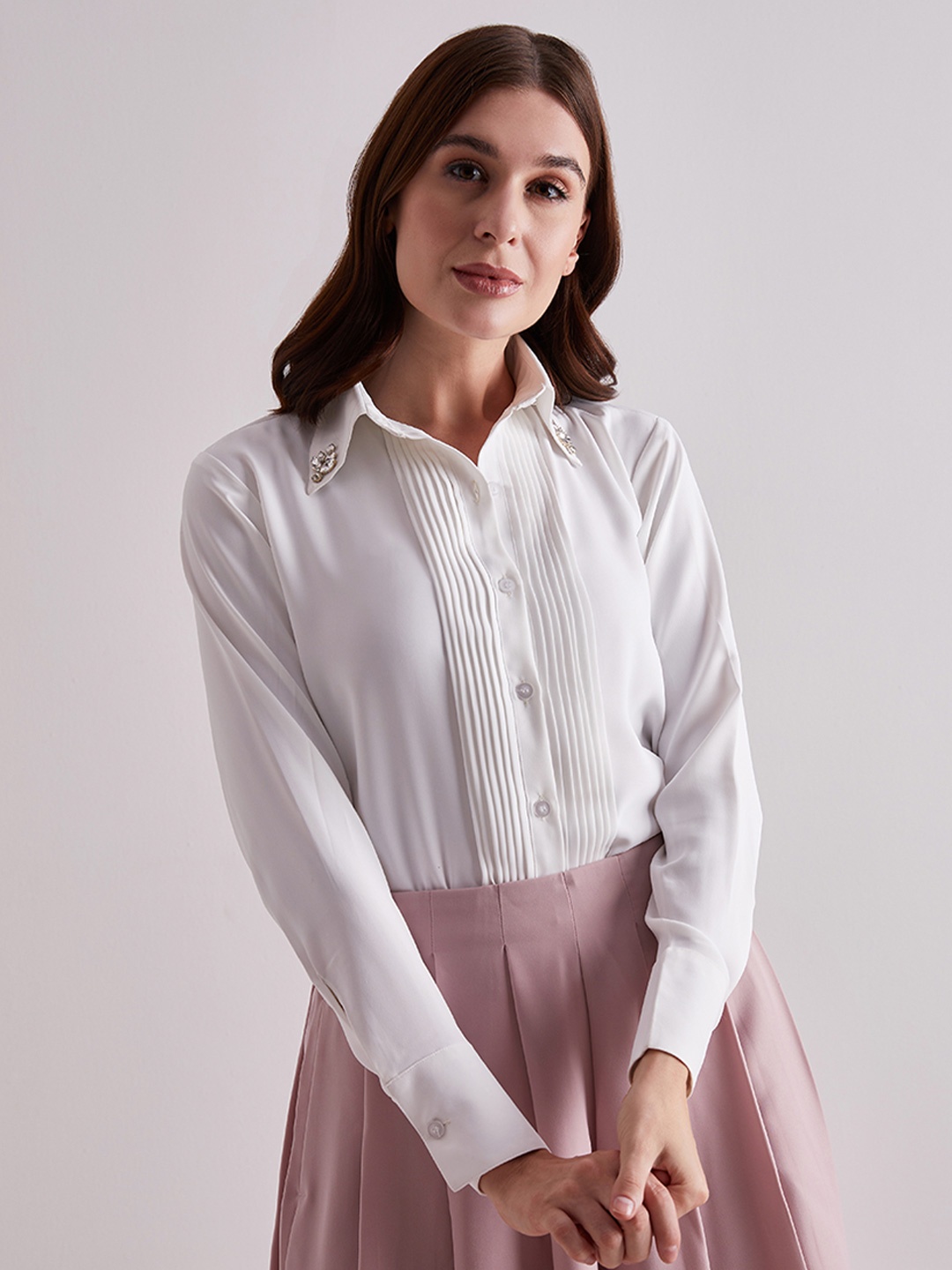 

TORSHA Women Comfort Accordion Pleats Details Solid Casual Shirt, White