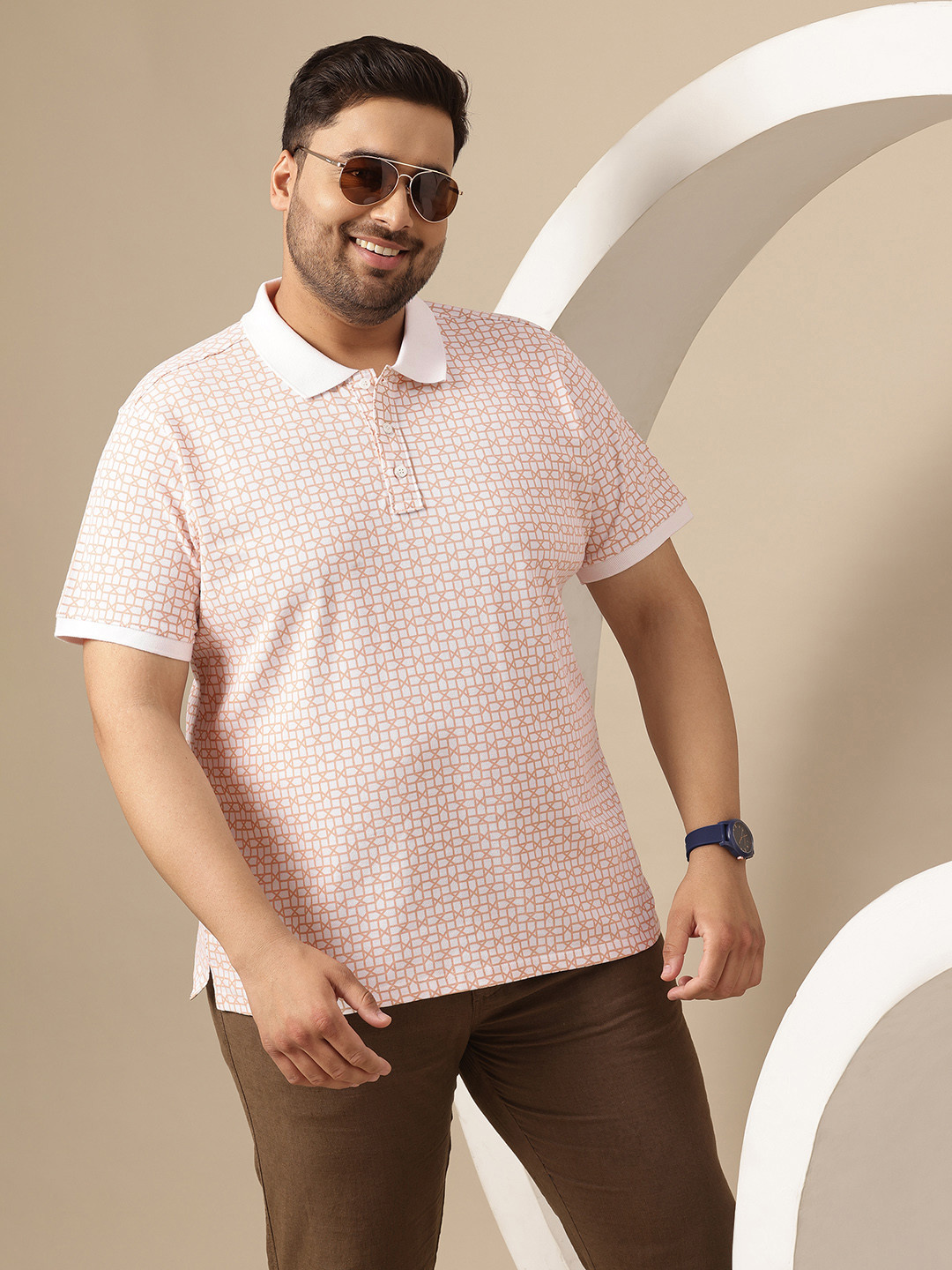 

Sztori Plus Size Geometric Print Polo Collar Pure Cotton T-shirt, White