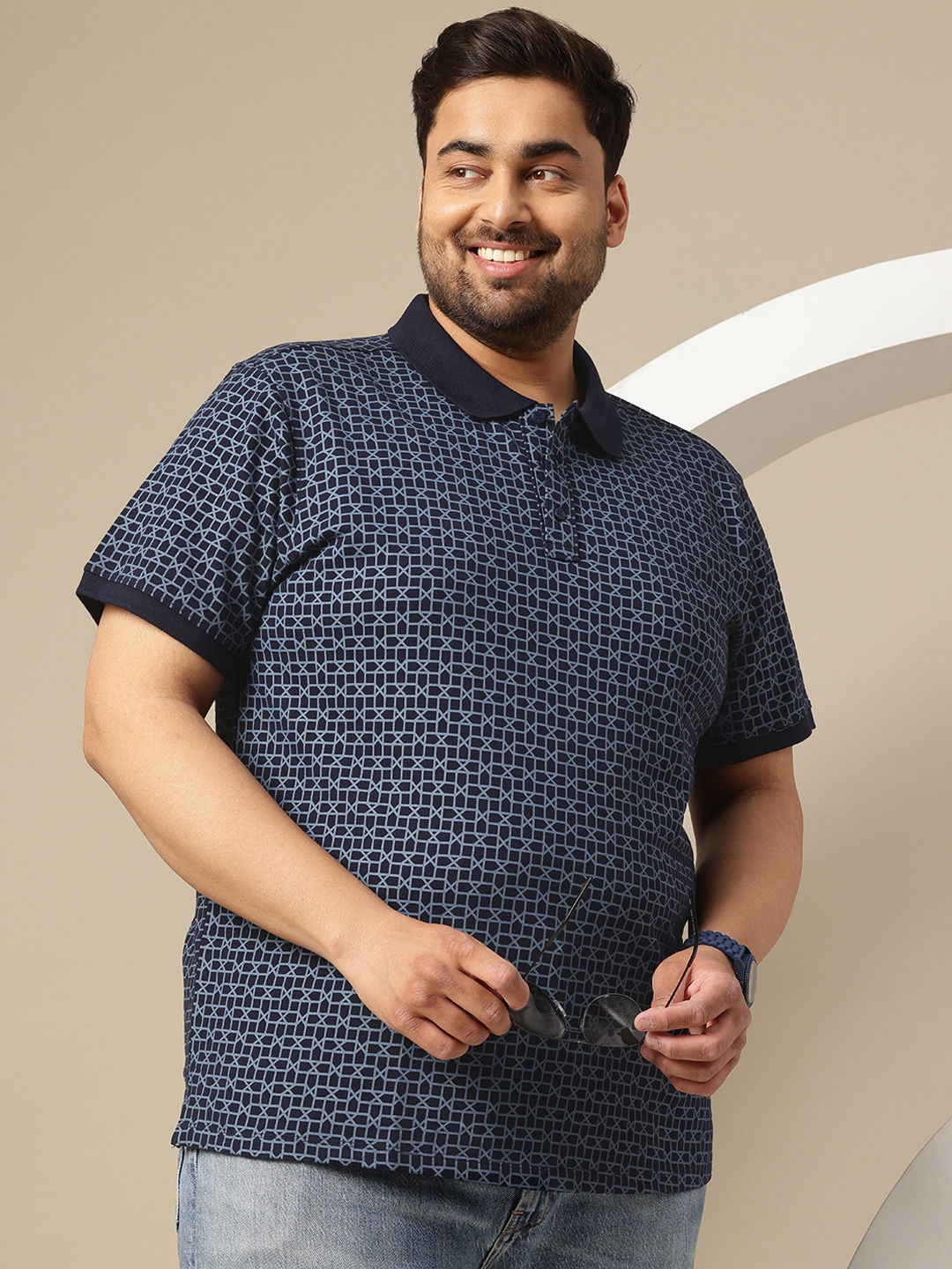 

Sztori Plus Size Geometric Printed Polo Collar T-shirt, Navy blue