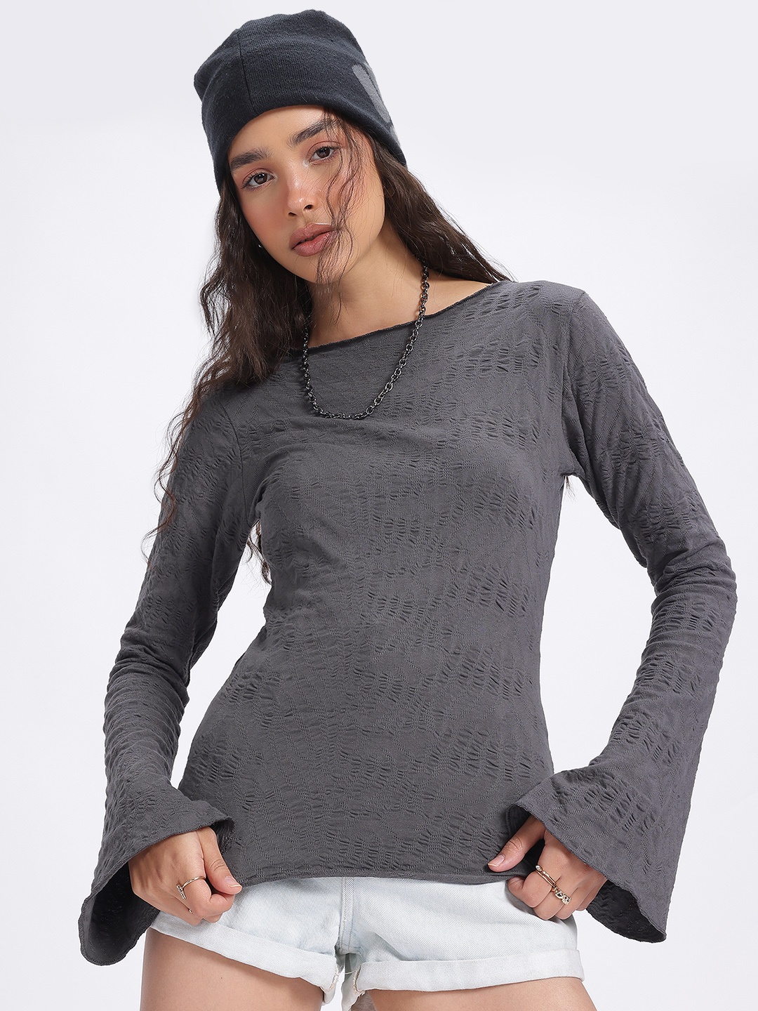 

glitchez Street Edge Seersucker Flared Sleeve Fitted Top, Charcoal