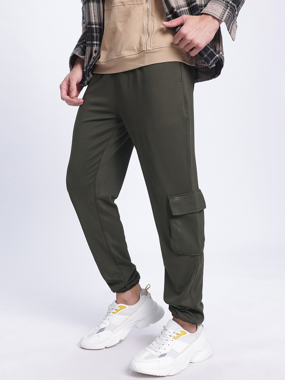 

glitchez Men Urban Nomad Cargo Edge Regular Fit Joggers, Green