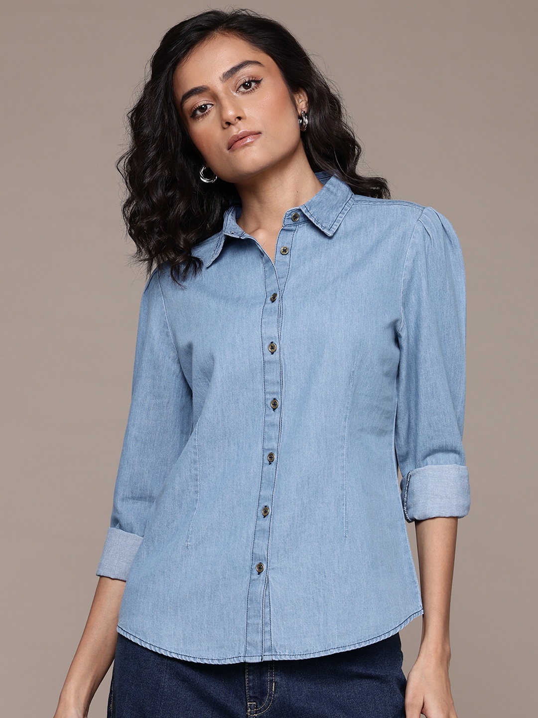 

Roadster Women Relaxed Faded Pure Cotton Casual Shirt, Blue