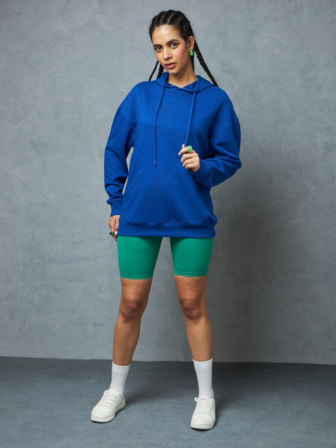 

Weezy Women Cotton Round Neck Solid Oversized Hooded Sweatshirt, Blue
