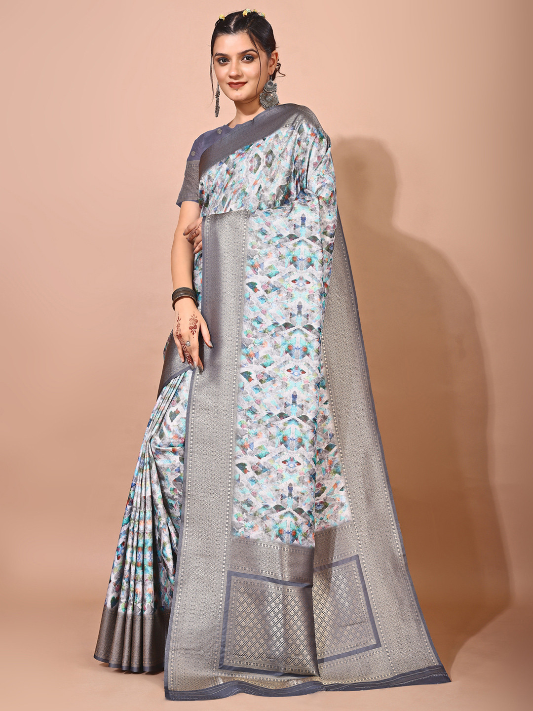 

Avyay Creation Abstract Printed Zari Woven Design Saree, Blue
