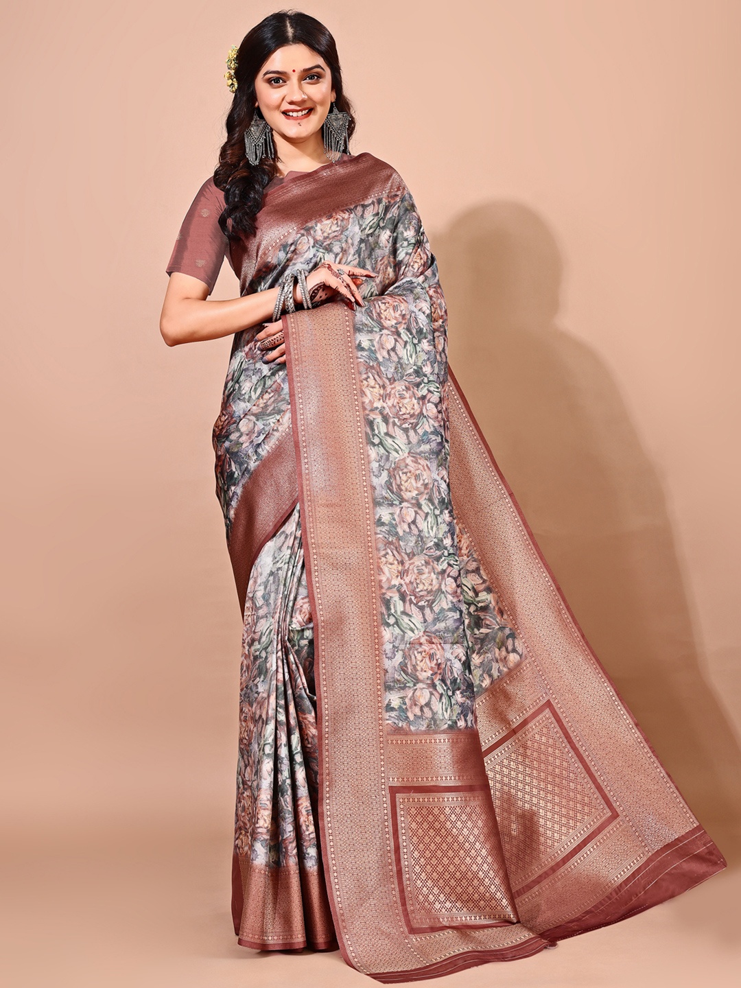 

Avyay Creation Floral Printed Banarasi Saree, Brown