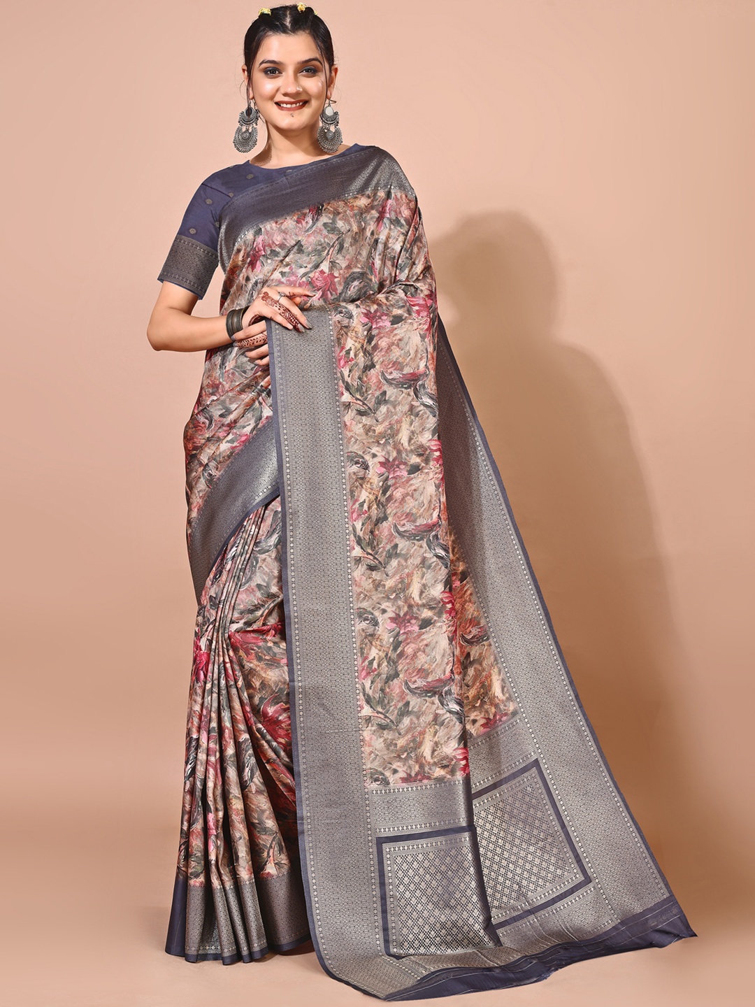 

Avyay Creation Floral Printed Saree, Pink