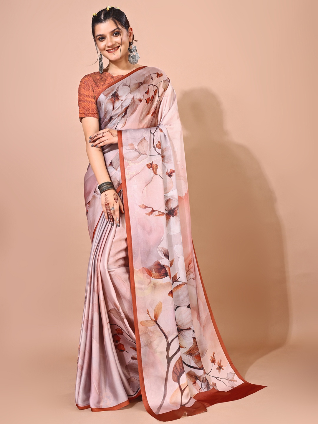 

Avyay Creation Floral Georgette Banarasi Saree, Brown