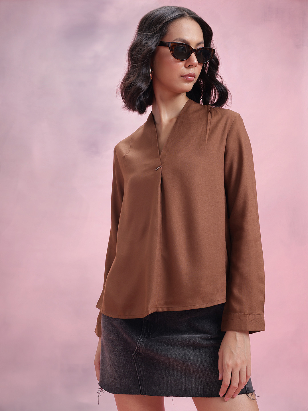 

DressBerry Pleated Top, Brown