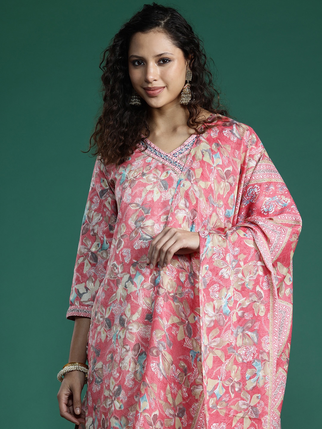 

Sangria Women Floral Printed Pure Cotton Kurta with Trousers & Dupatta, Pink