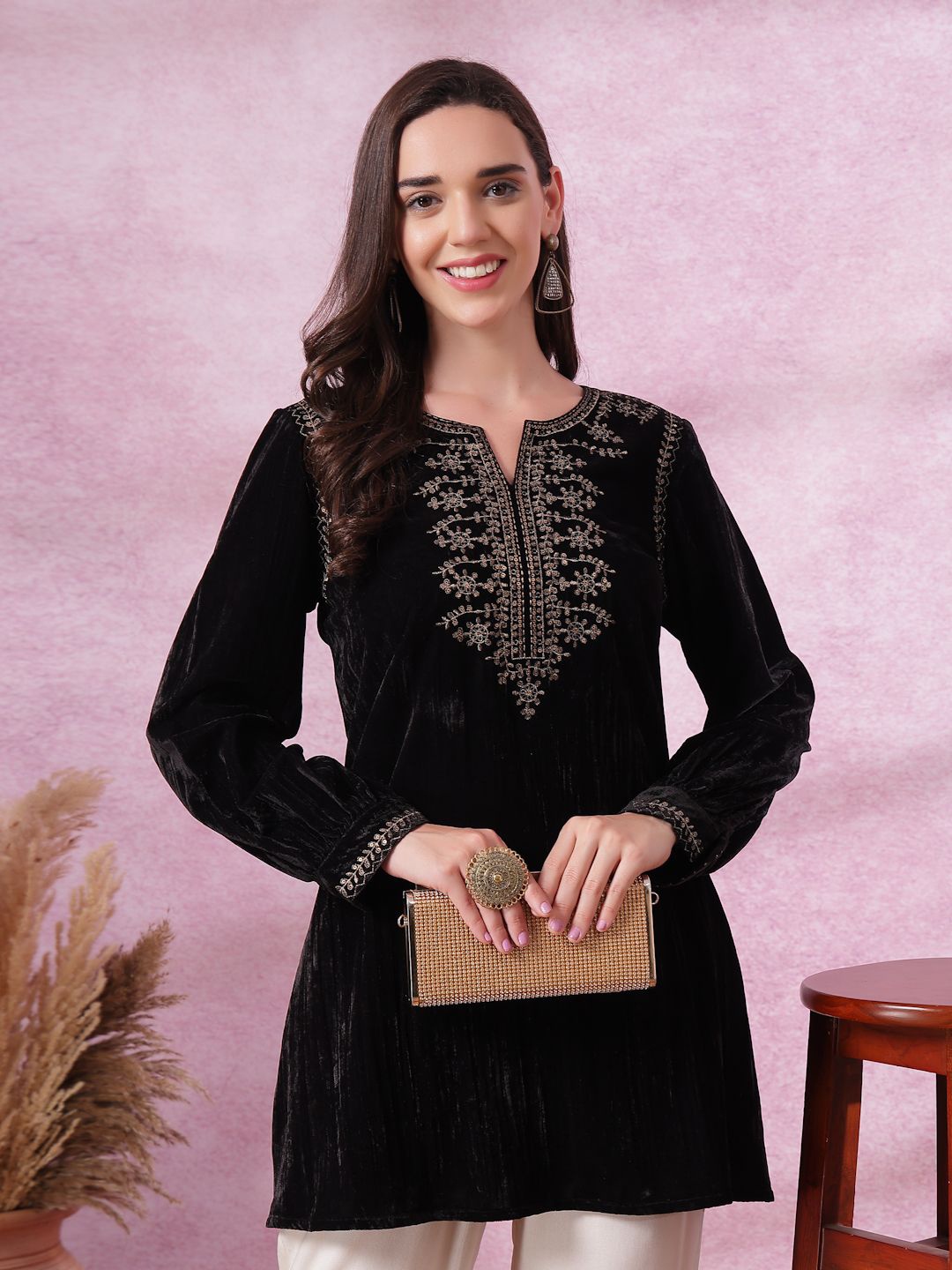 

Nayam By Lakshita Women Embroidered Velvet Tunic, Black