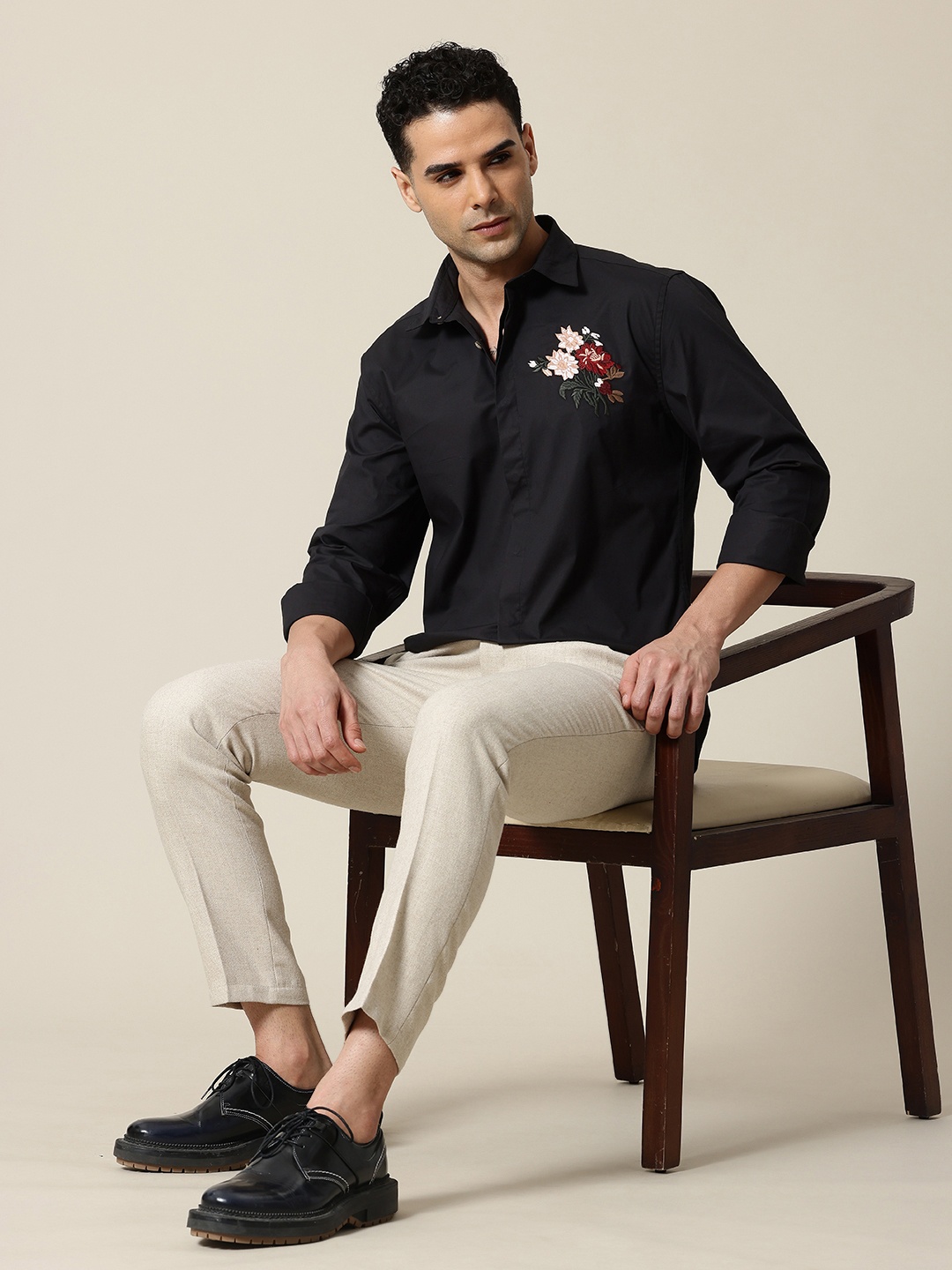 

Mr Bowerbird Standard Casual Shirt With Floral Embroidered Detail, Black