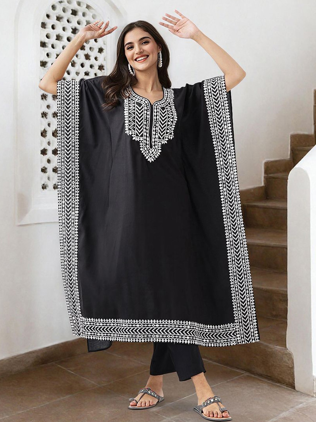 

Ishin Ethnic Motifs Embroidered Kaftan Kurta With Trouser, Black