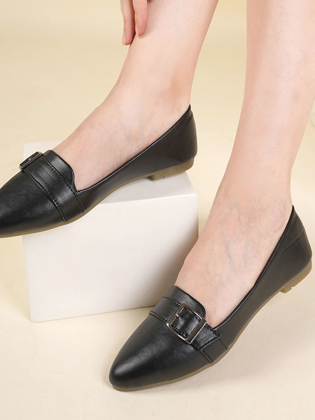 

DressBerry Women Loafers, Black
