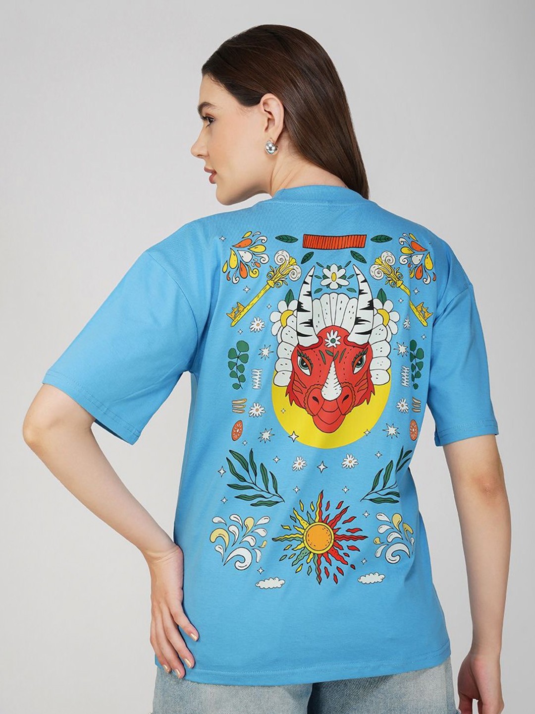

THREADCURRY Women Printed Pockets T-shirt, Blue