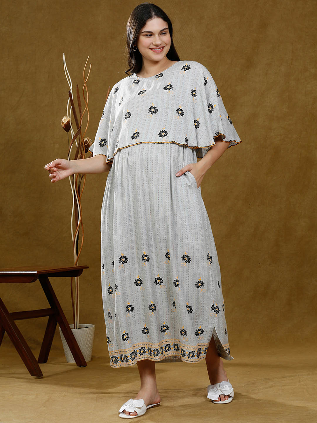 

DUMMY SHAPE Floral Print Cape Sleeve Maternity Maxi Dress, White
