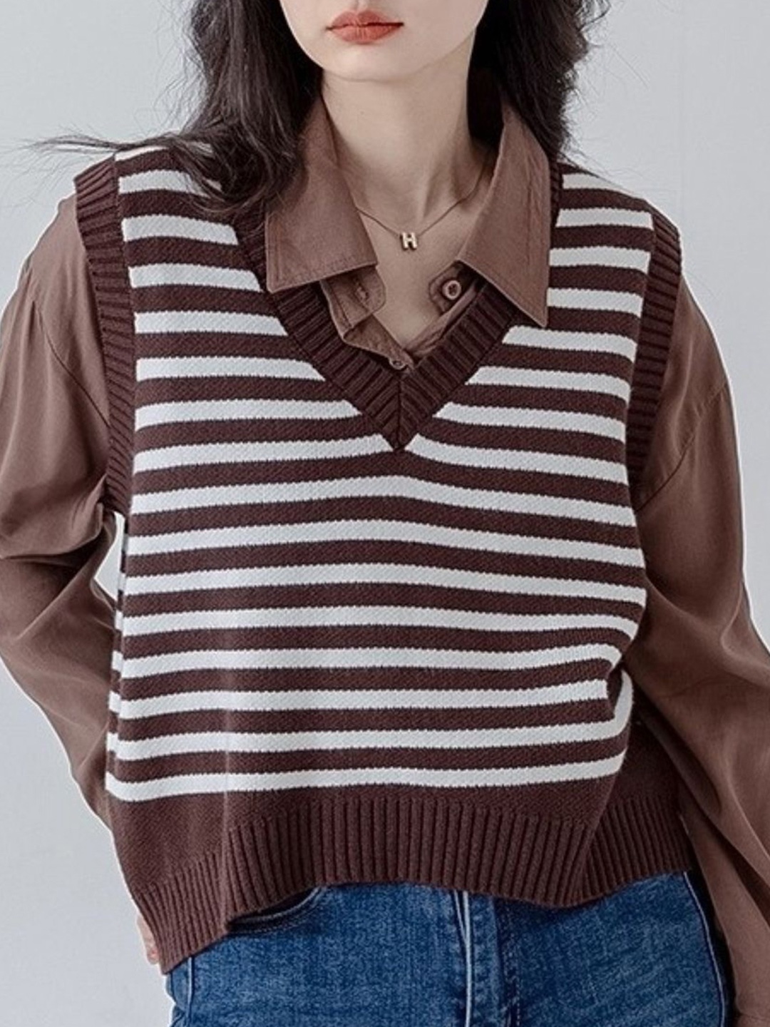 

HERE&NOW Women Striped Cotton V-Neck Sleeveless Sweater Vest, Brown