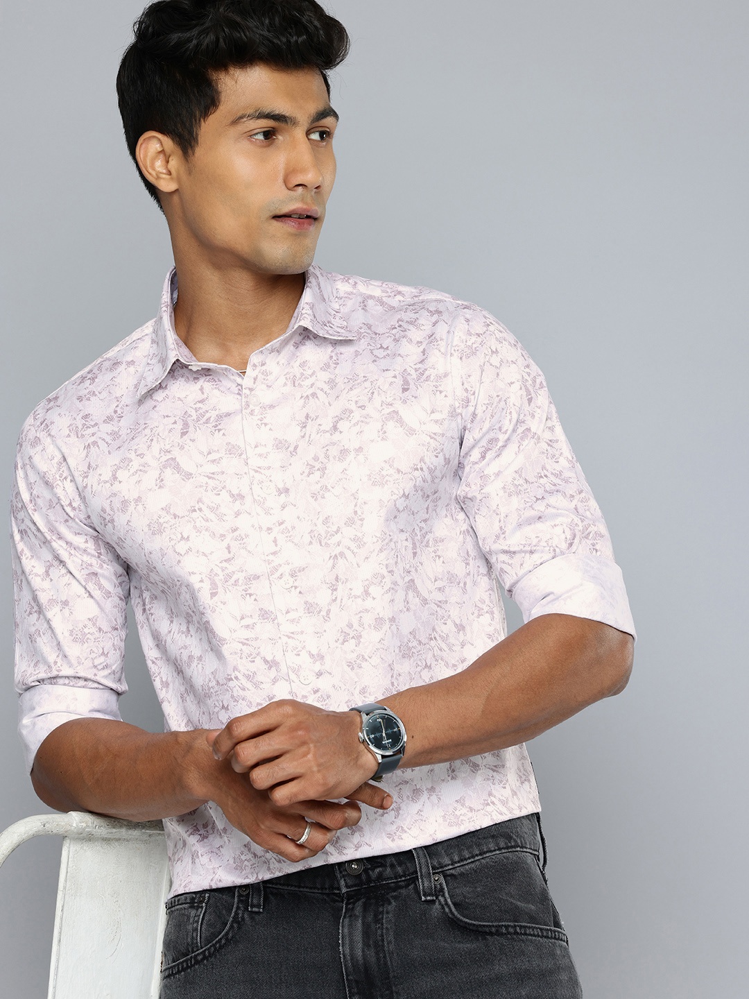 

Flying Machine Slim Fit Floral Printed Pure Cotton Casual Shirt, Pink
