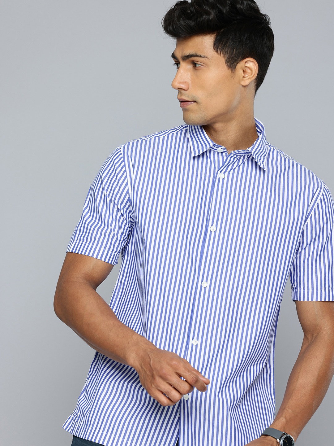 

Flying Machine Opaque Striped Pure Cotton Casual Shirt, White