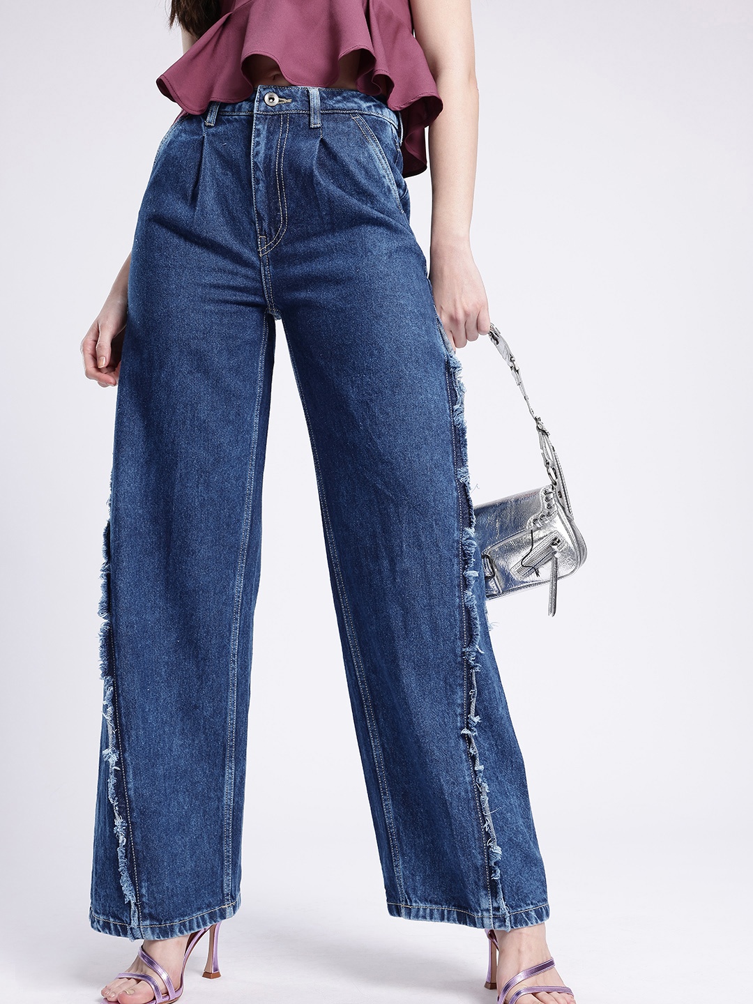 

glitchez Women Baggy High-Rise Frayed Pleated Light Fade Jeans, Blue