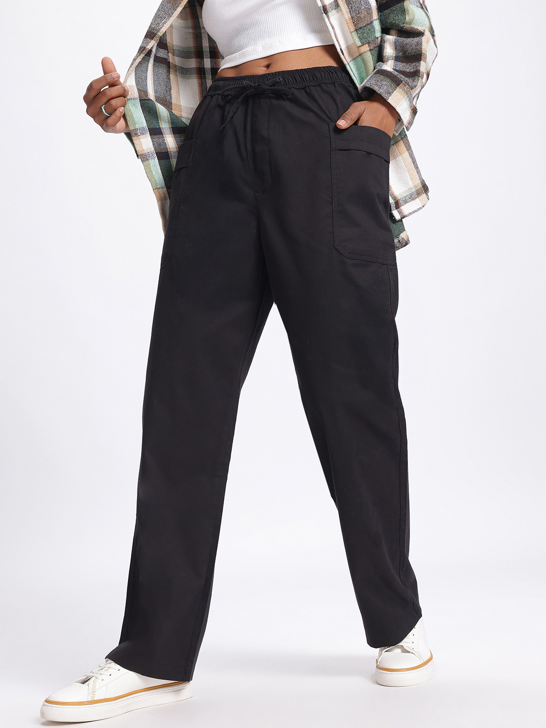 

glitchez Women Elevated Comfort Regular Fit Trousers, Black