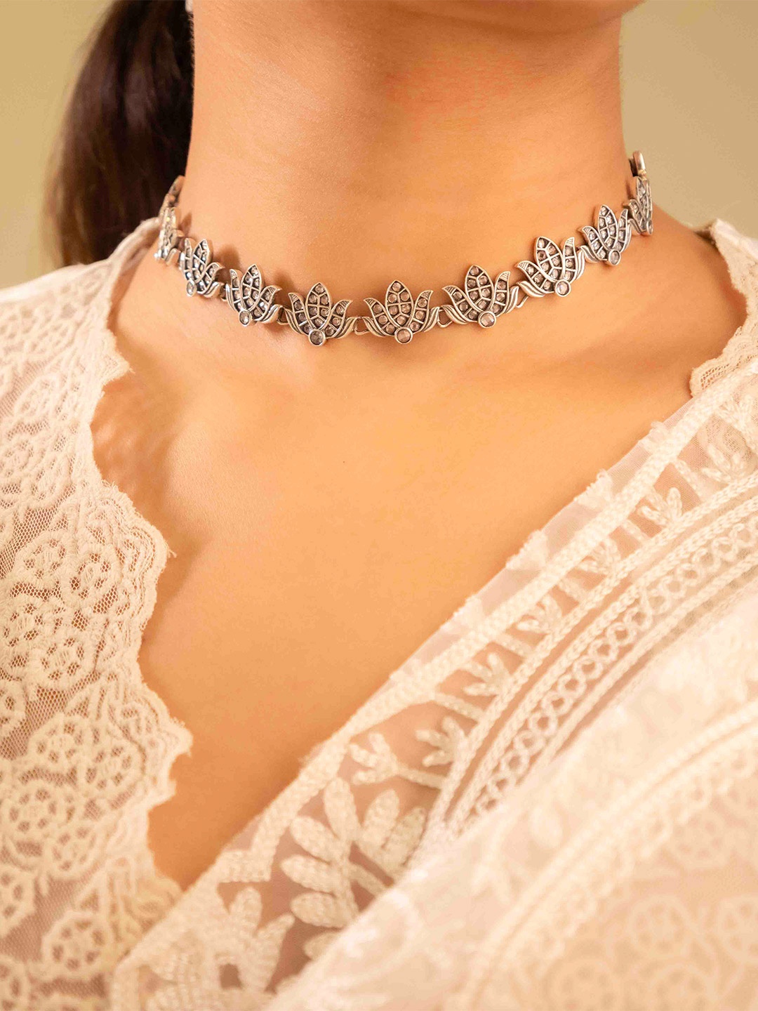 

Shyle 925 Sterling Silver Stone Studded Necklace