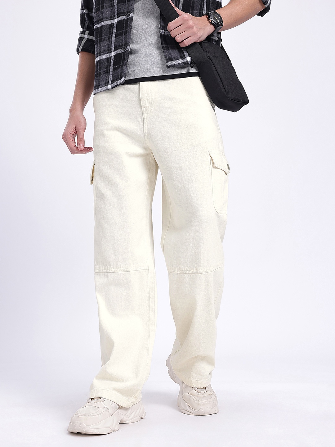 

glitchez Men Urban Utility Cargo-Style Baggy Jeans, White