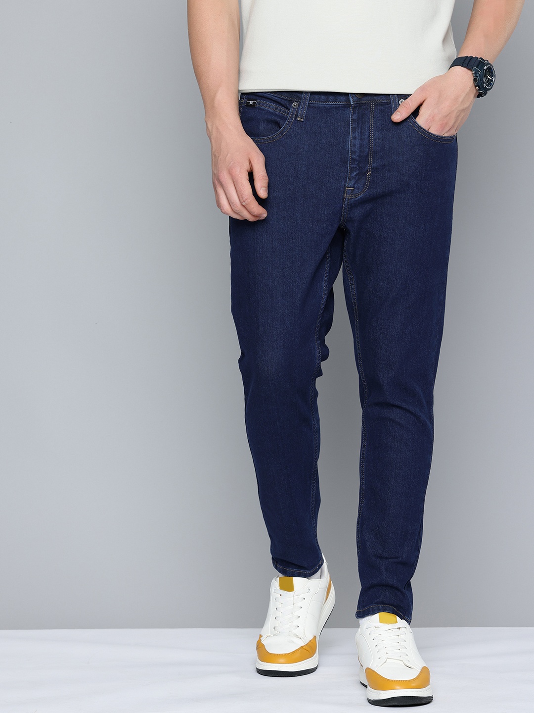 

Flying Machine Men Relaxed Fit High-Rise Stretchable Jeans, Blue