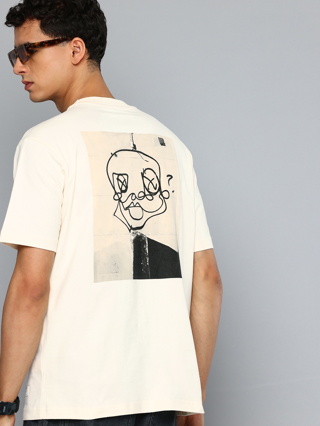 

Flying Machine Printed Drop-Shoulder Sleeves Pure Cotton Relaxed Fit T-shirt, Off white