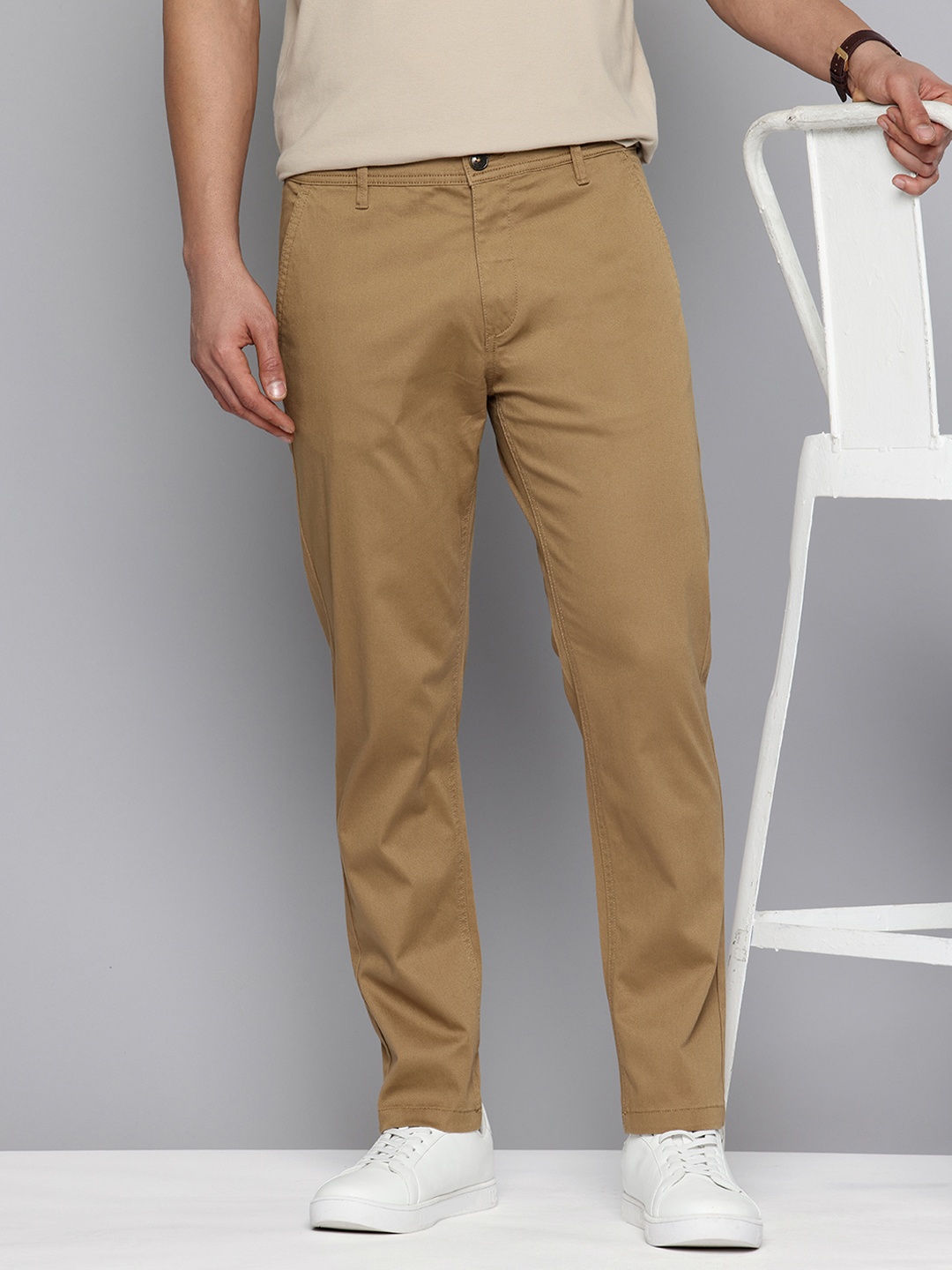 

Flying Machine Men Textured Slash Slim Tapered Fit Chinos Trousers, Khaki